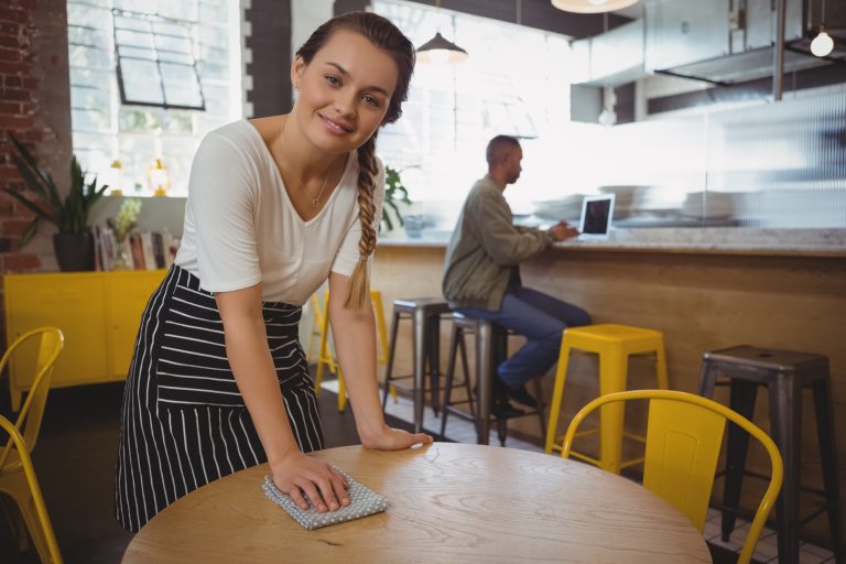 jeune de 16ans au travail