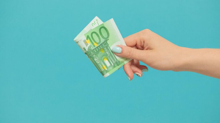 prime de 100€