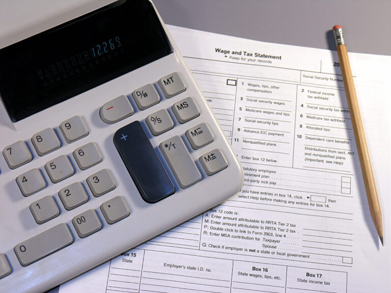 Calcul précis du passage d’un salaire de 2040 euros brut en net