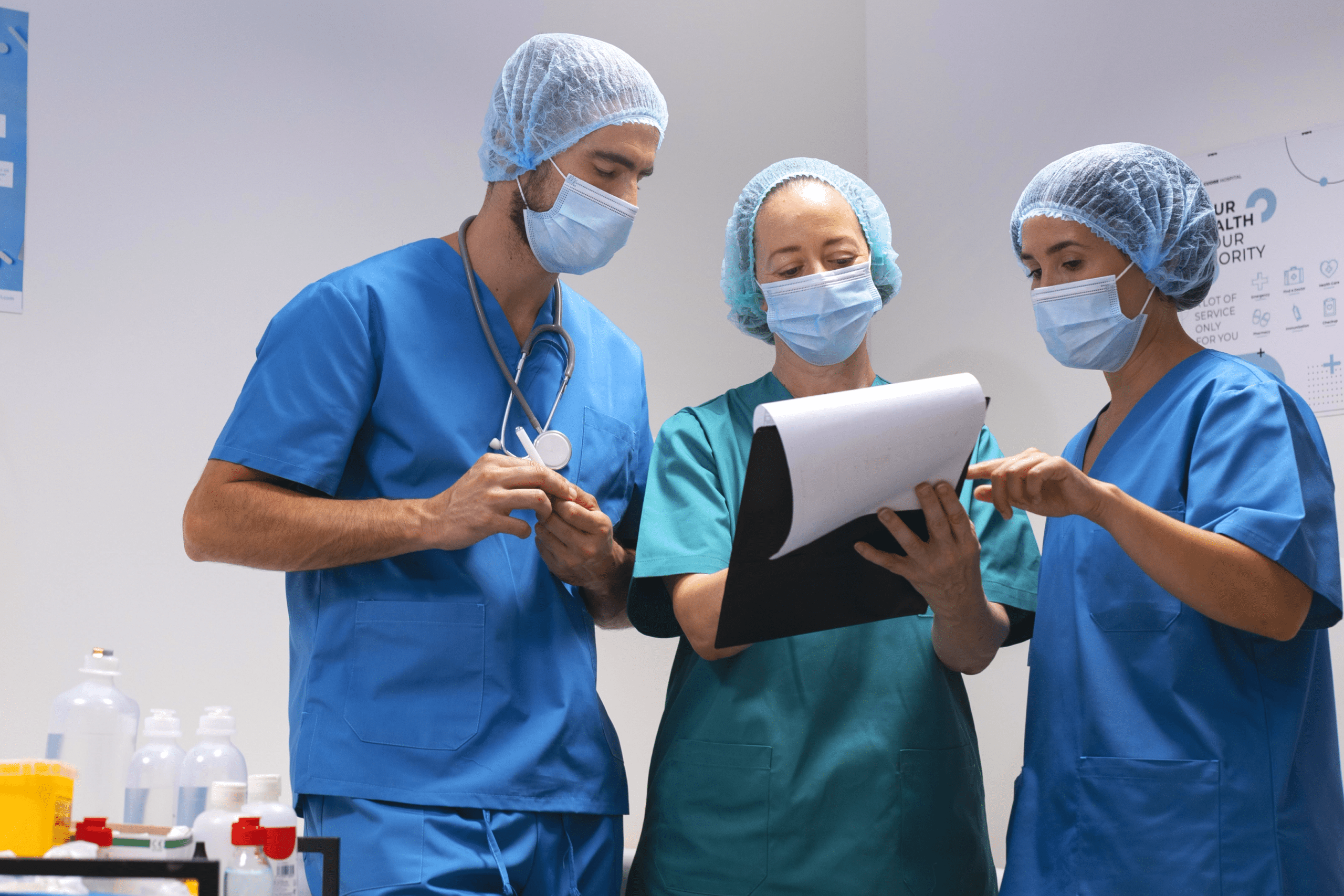 Infirmières travaillant au Luxembourg avec des salaires revalorisés en 2024