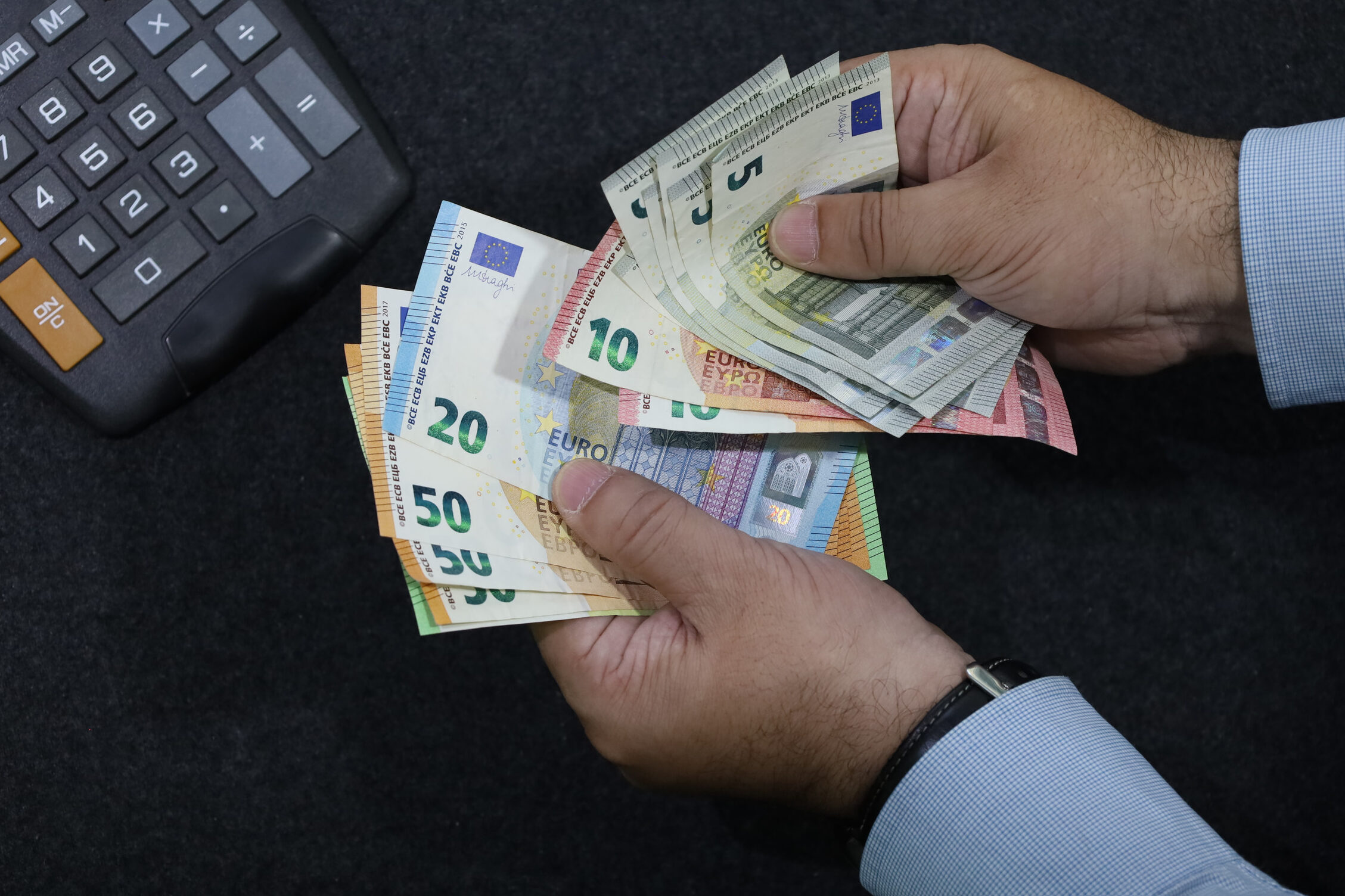 55 000 euros brut en net : combien ça fait par mois